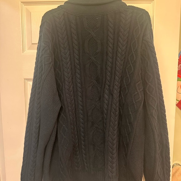 L.L. Bean Men's Navy Zip-Up Sweater - Picture 3 of 3